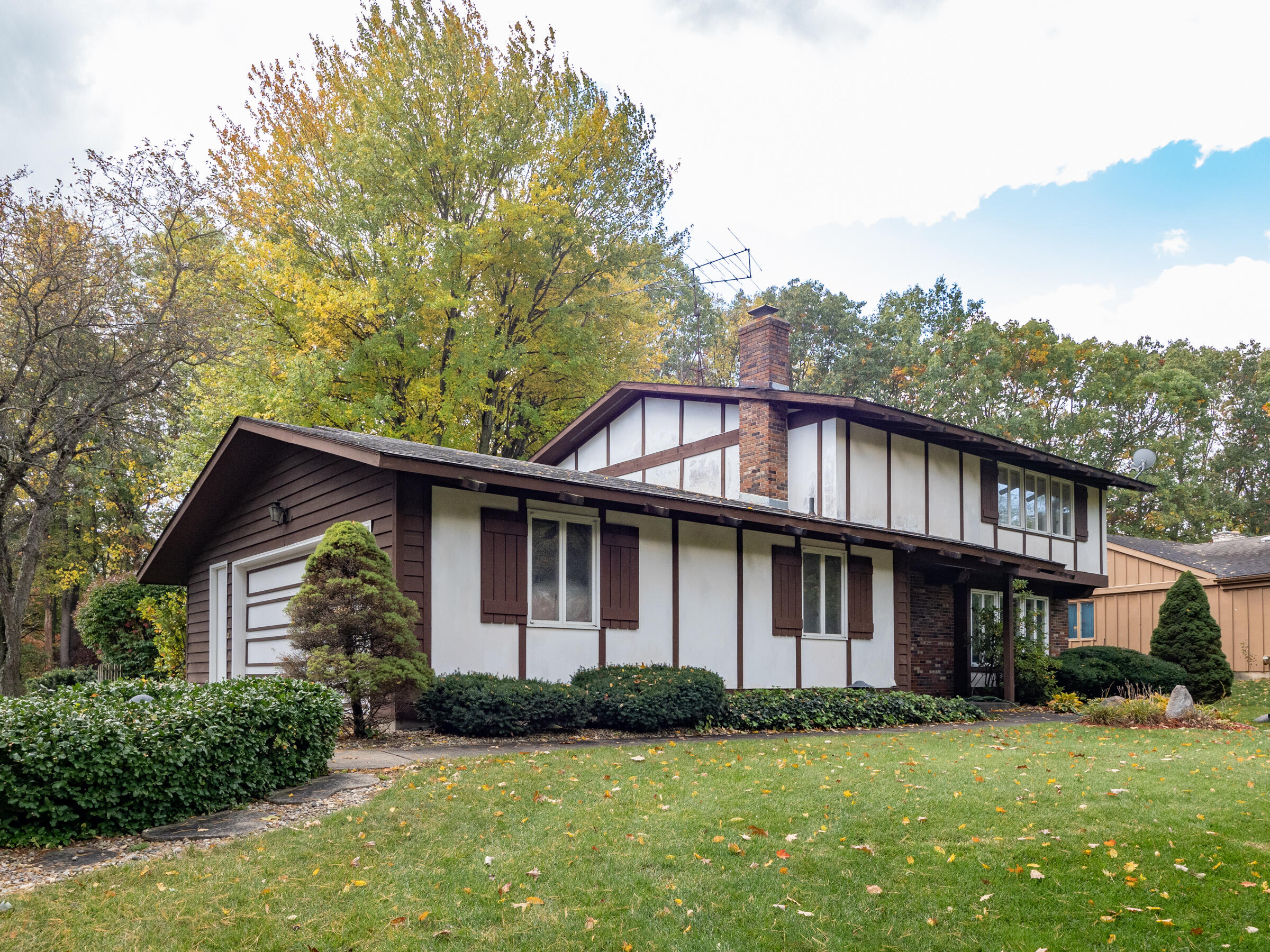 5205 Hitching Post Road Kalamazoo, MI 49009 - Photo 1 of 38 5205 Hitching Post-101