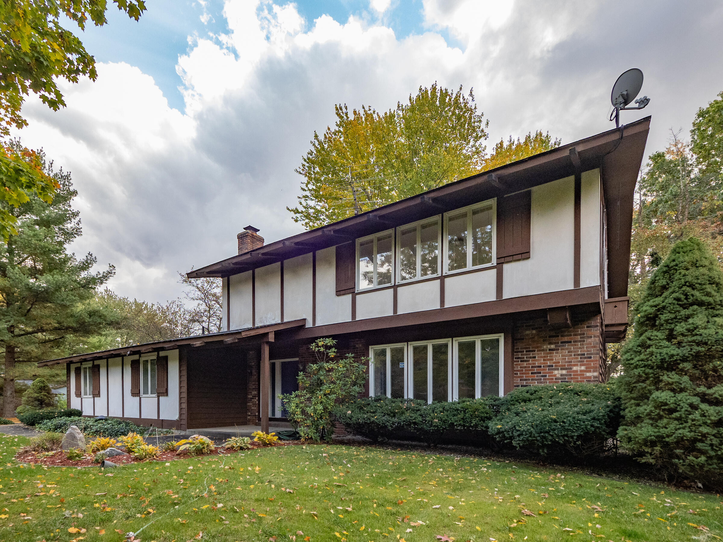 5205 Hitching Post Road Kalamazoo, MI 49009 - Photo 4 of 38 5205 Hitching Post-103