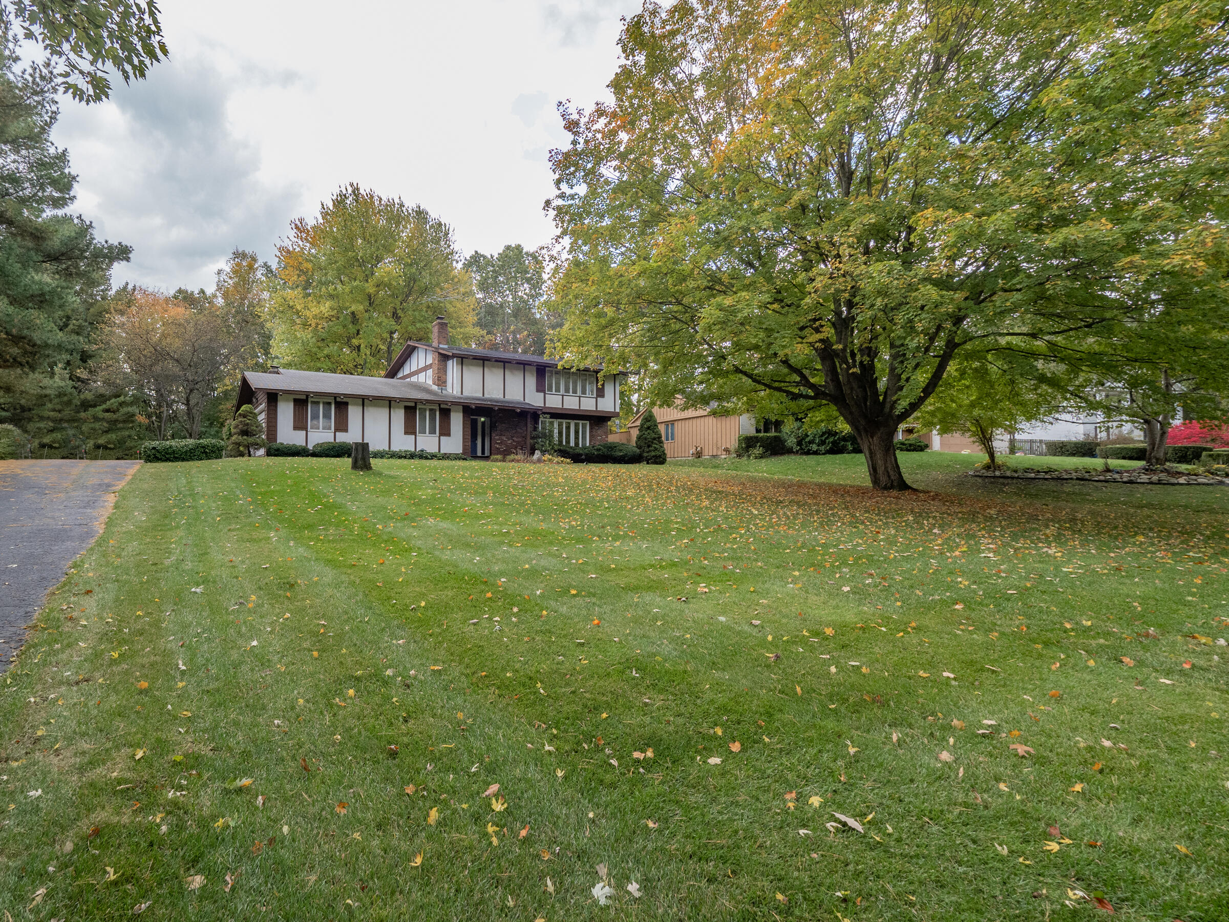 5205 Hitching Post Road Kalamazoo, MI 49009 - Photo 5 of 38 5205 Hitching Post-104
