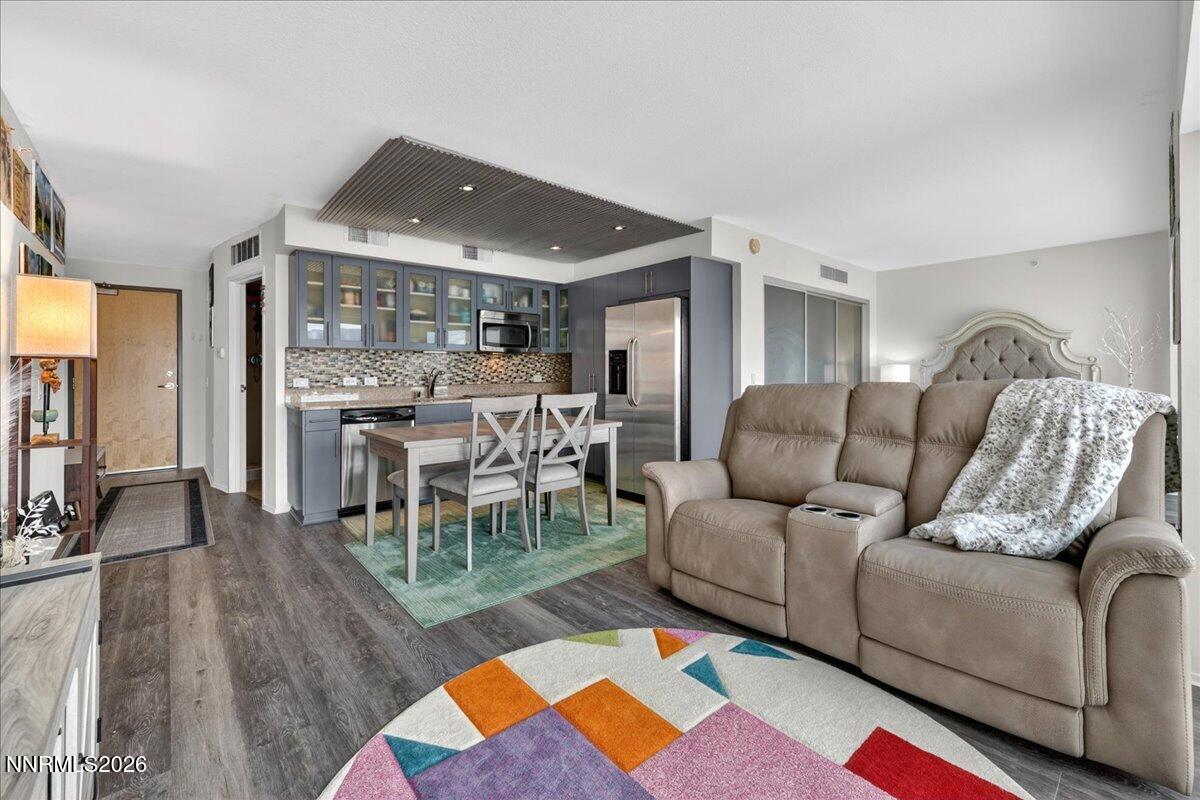 255 North Sierra Street, Unit 2001 Reno, NV 89501 - Photo 14 of 44 14-DSC_6424