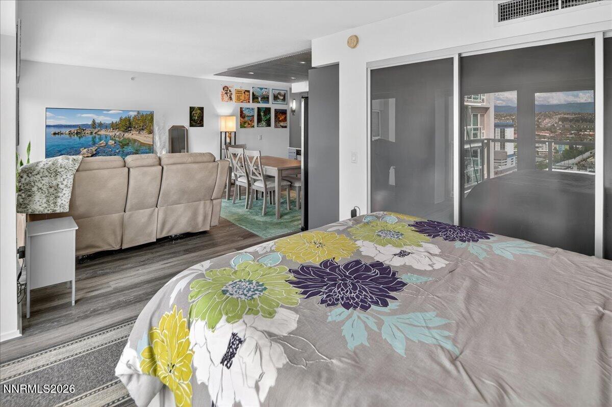 255 North Sierra Street, Unit 2001 Reno, NV 89501 - Photo 16 of 44 16-DSC_6516