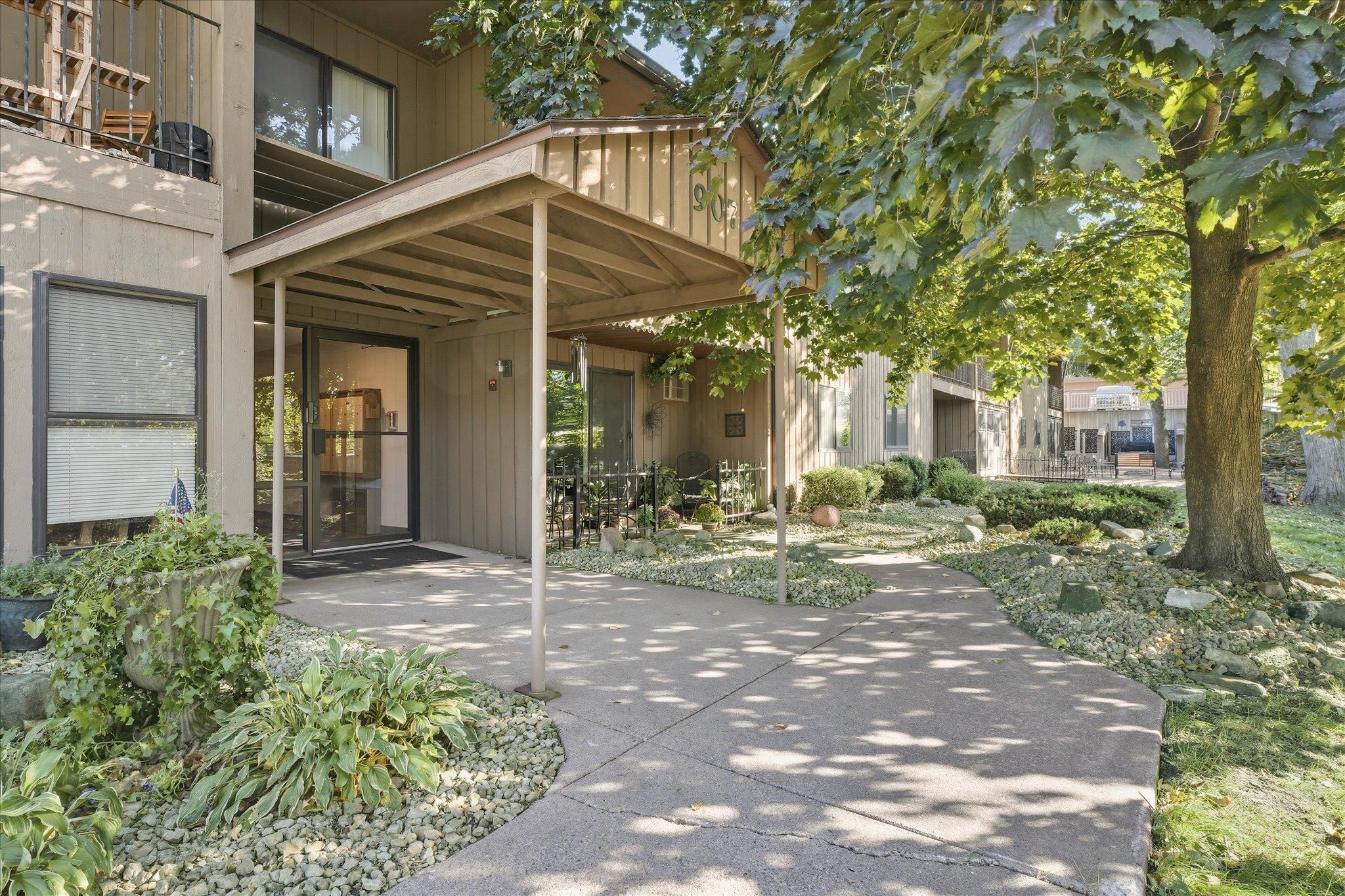 907 Coulee Road, Unit 105 Hudson, WI 54016 - Photo 11 of 25