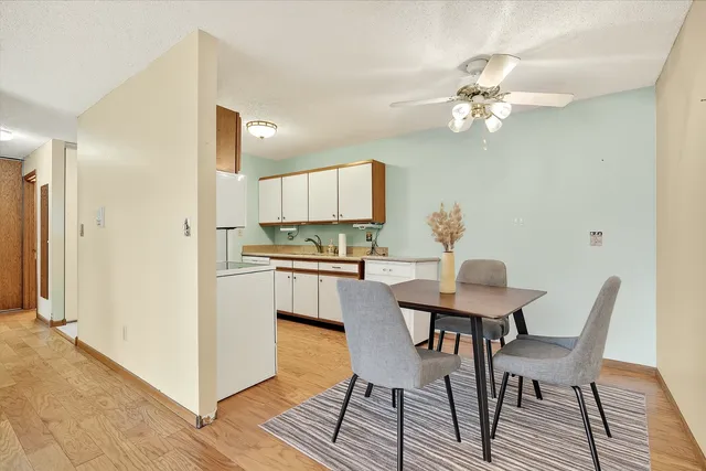 $189,900 | 907 Coulee Road, Unit 105, Hudson, WI 54016