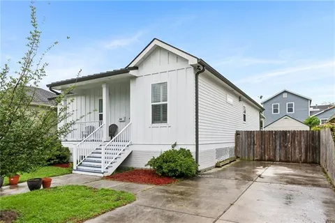 $459,000 | 5216 Paris Avenue, New Orleans, LA 70122