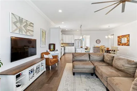 $459,000 | 5216 Paris Avenue, New Orleans, LA 70122