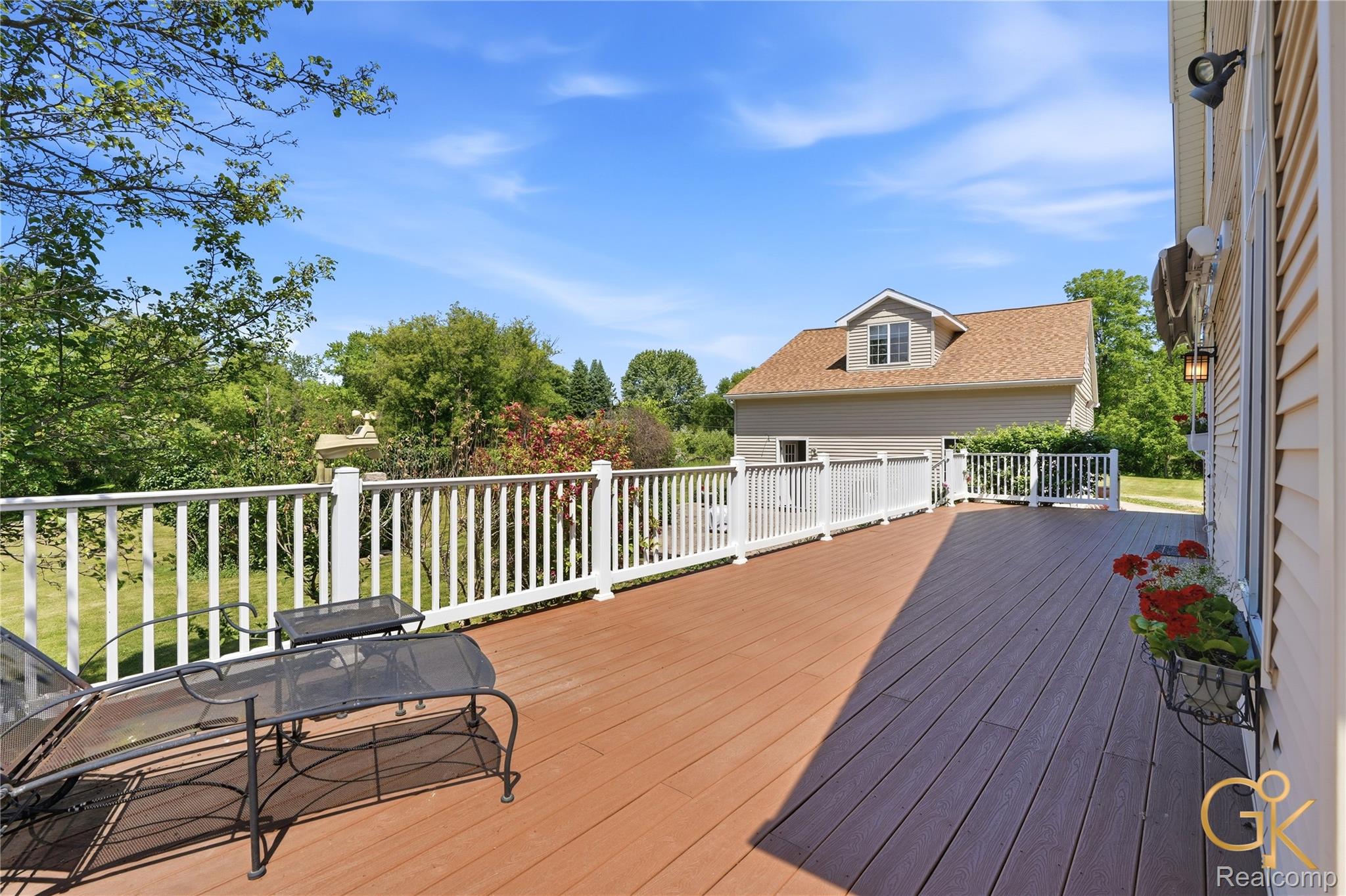 1293 Burns Road Milford, MI 48381 - Photo 11 of 82 049.jpg