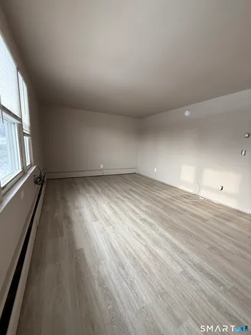 $1,500 | 30 Bungay Road, Unit 5, Seymour, CT 06483