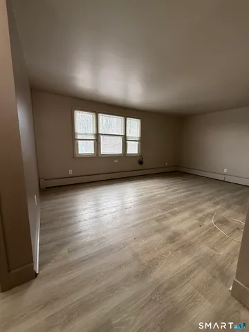 $1,500 | 30 Bungay Road, Unit 5, Seymour, CT 06483