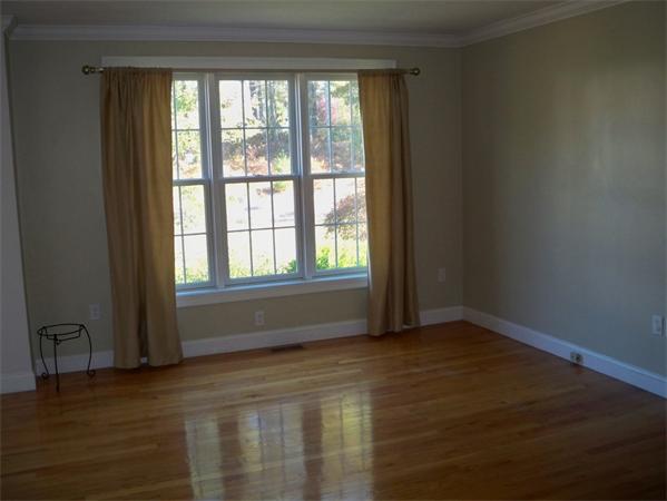 59 Mayflower Lane Rochester, MA 02770 - Photo 11 of 12