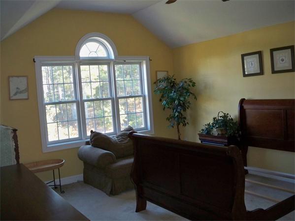 59 Mayflower Lane Rochester, MA 02770 - Photo 8 of 12
