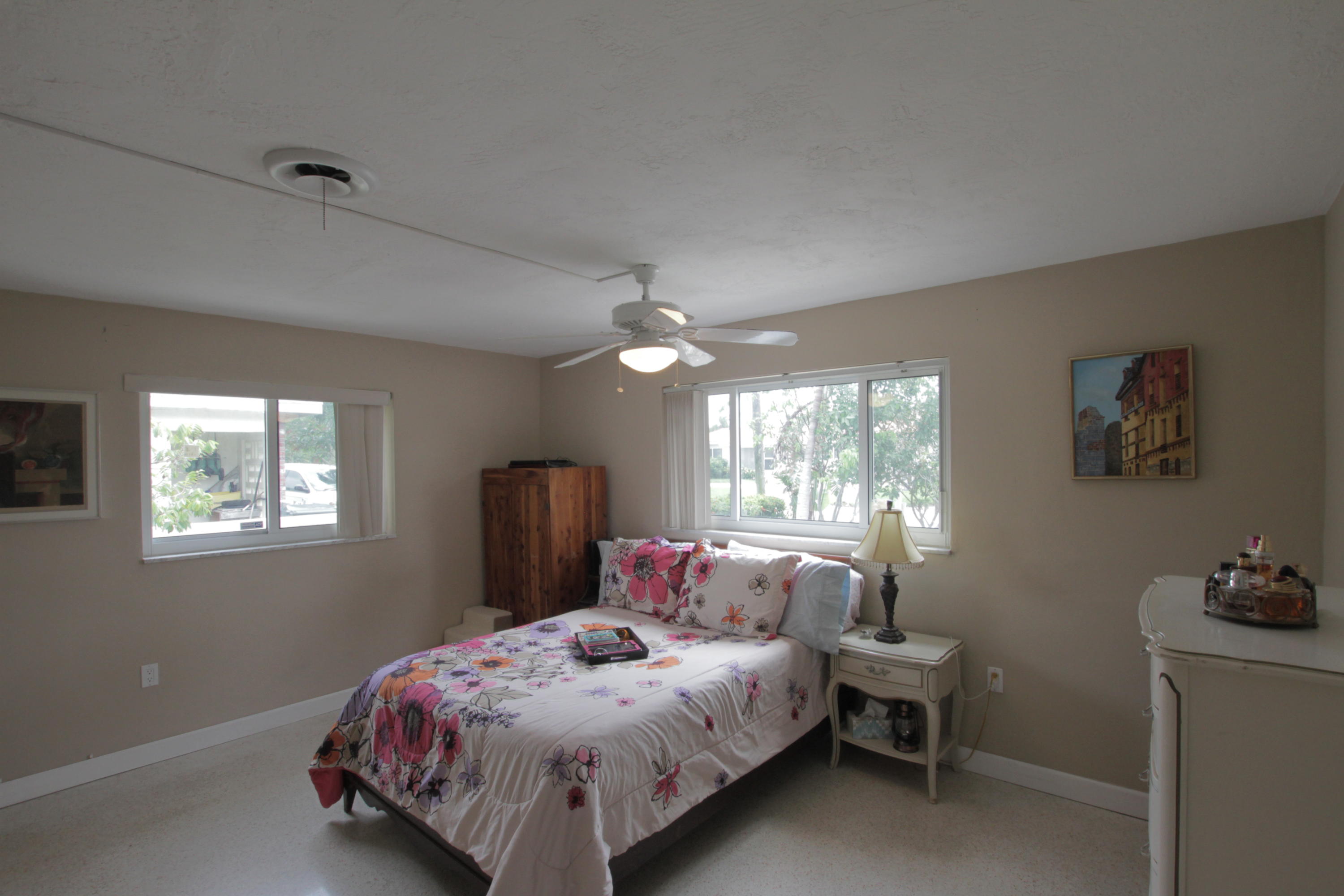 353 Southwest 14th Place Boca Raton, FL 33432 - Photo 15 of 27 IMG_7194
