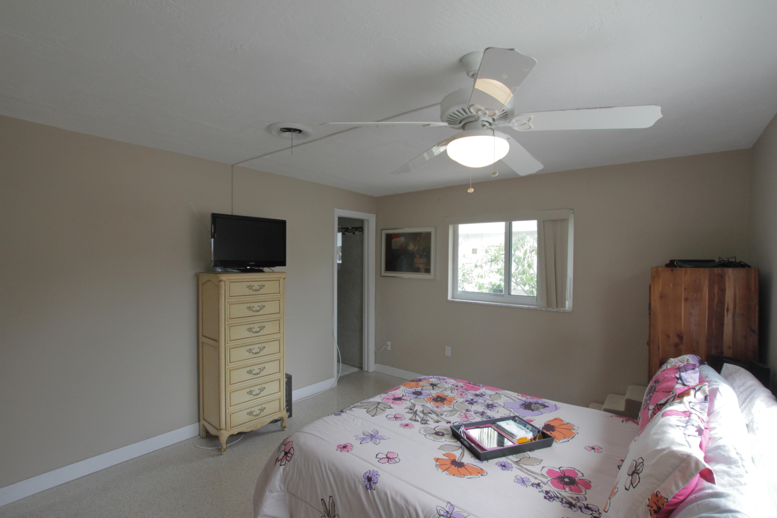 353 Southwest 14th Place Boca Raton, FL 33432 - Photo 17 of 27 IMG_7195