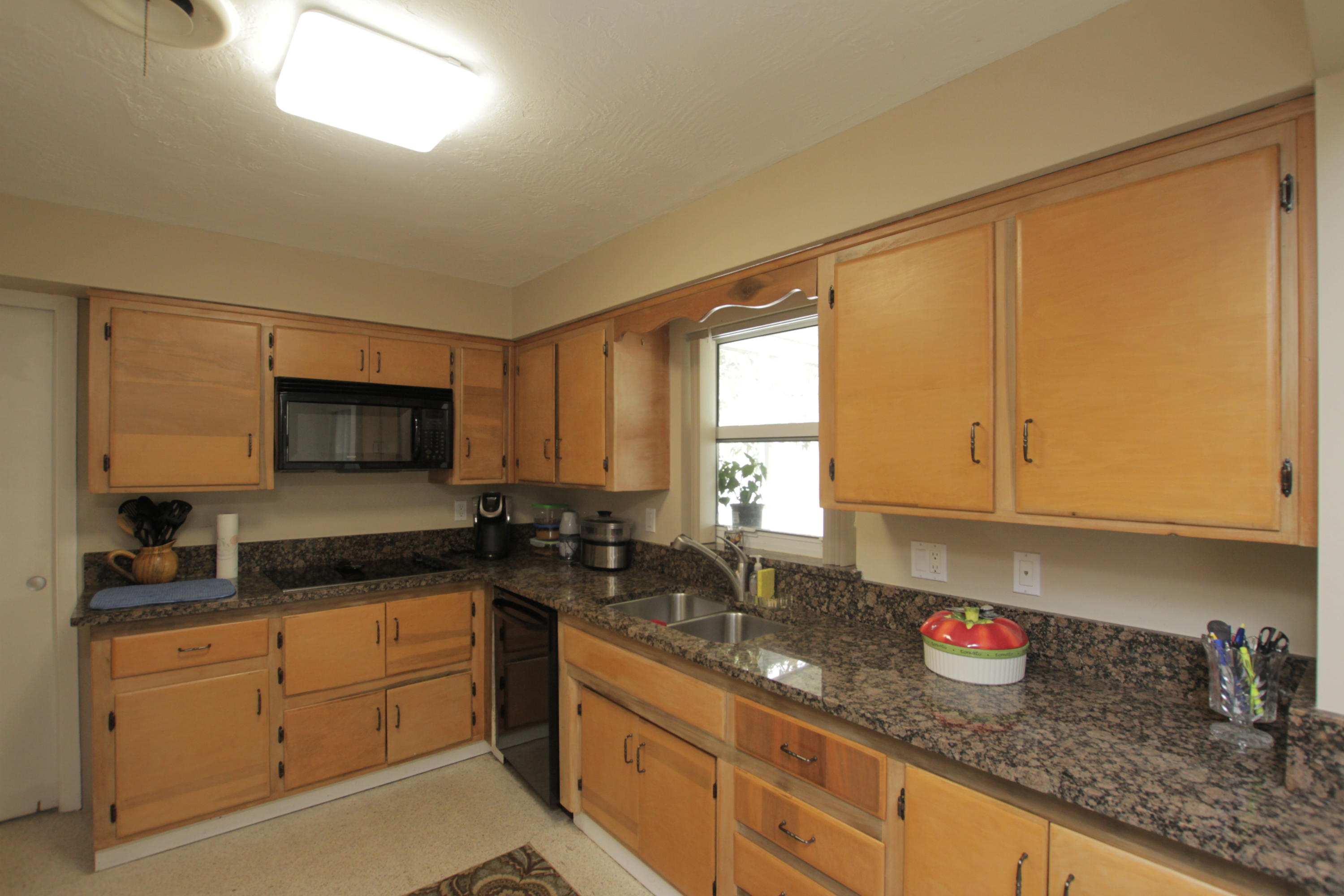 353 Southwest 14th Place Boca Raton, FL 33432 - Photo 22 of 27 IMG_7237