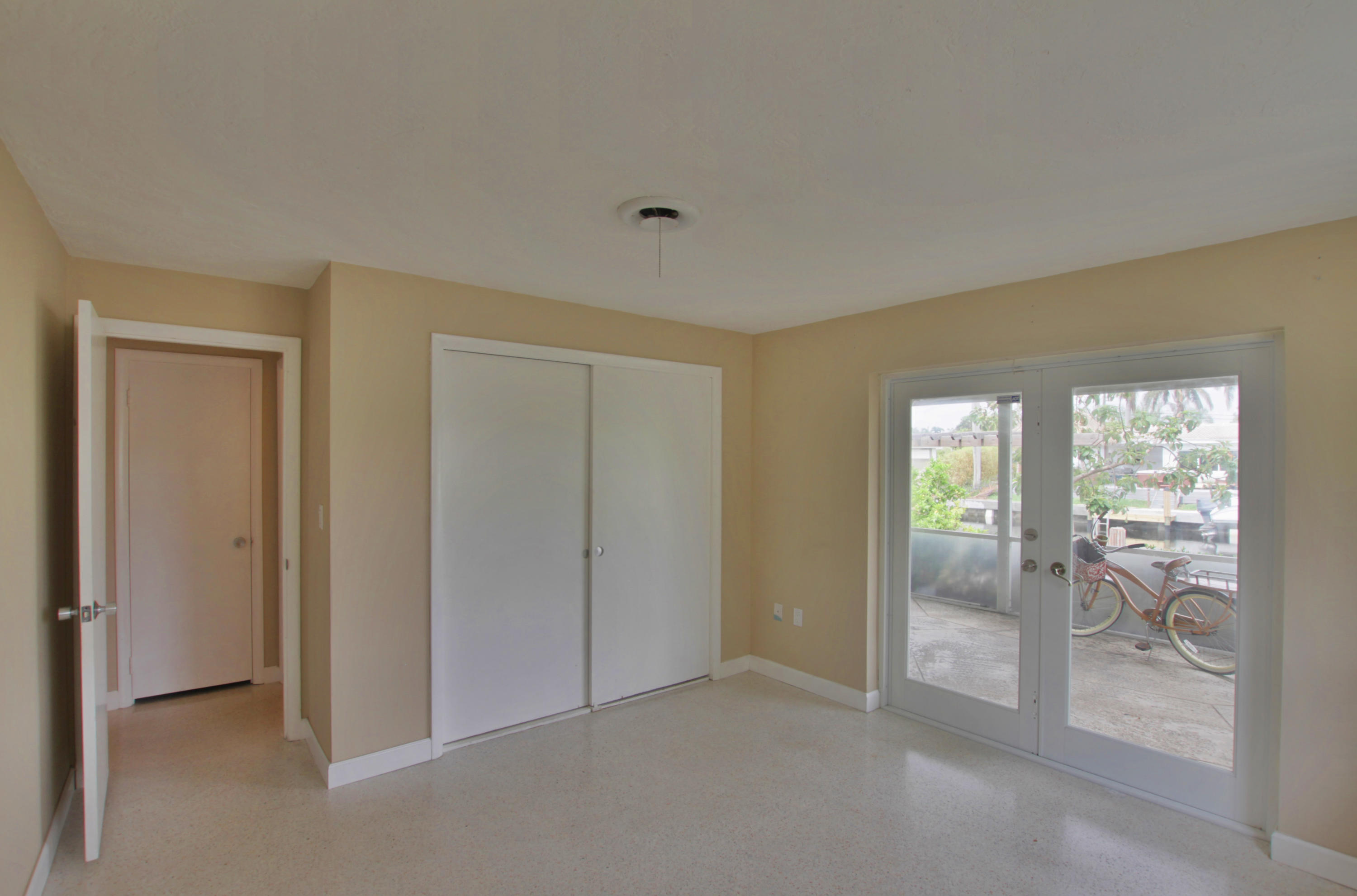 353 Southwest 14th Place Boca Raton, FL 33432 - Photo 9 of 27 4