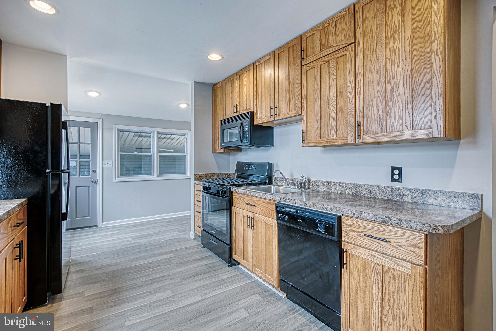 7613 Gum Road Dundalk, MD 21222 - Photo 8 of 24