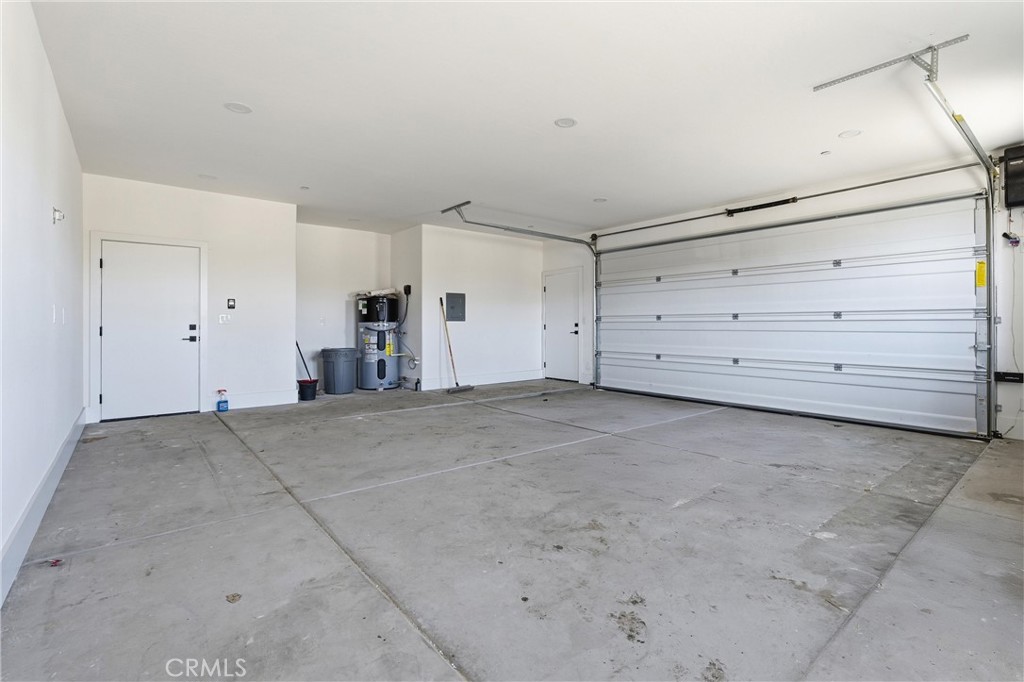 24401 Oaktree Court Tehachapi, CA 93561 - Photo 29 of 49 Gallery Image 29