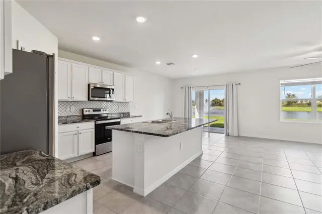 $3,400 | 17129 Reserva Drive, Bradenton, FL 34211