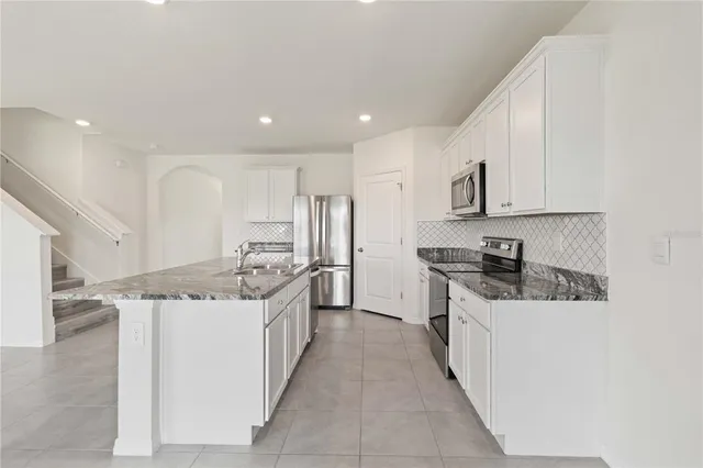 $3,400 | 17129 Reserva Drive, Bradenton, FL 34211