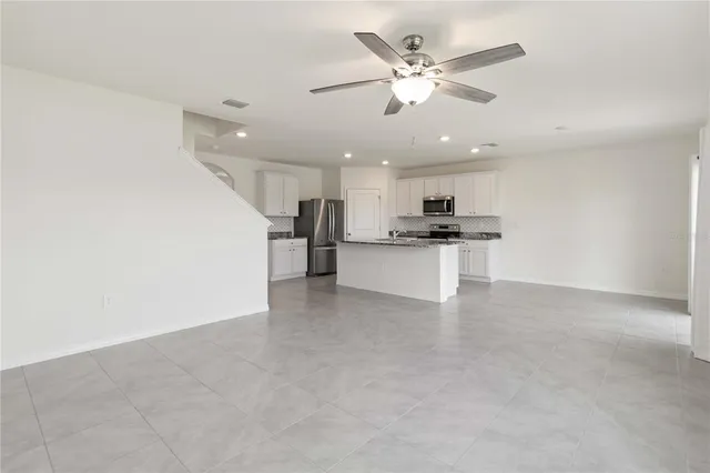 $3,400 | 17129 Reserva Drive, Bradenton, FL 34211