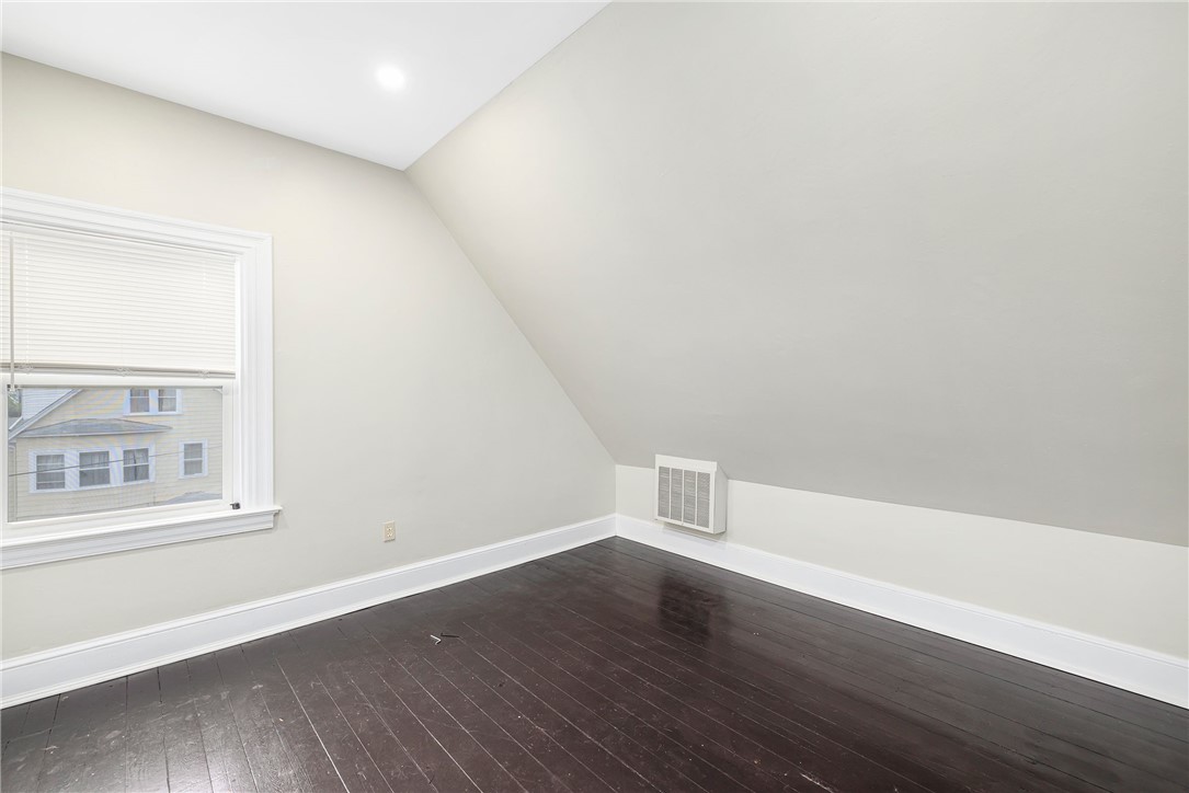 26 Warren Avenue, Unit 3 Pawtucket, RI 02860 - Photo 15 of 16