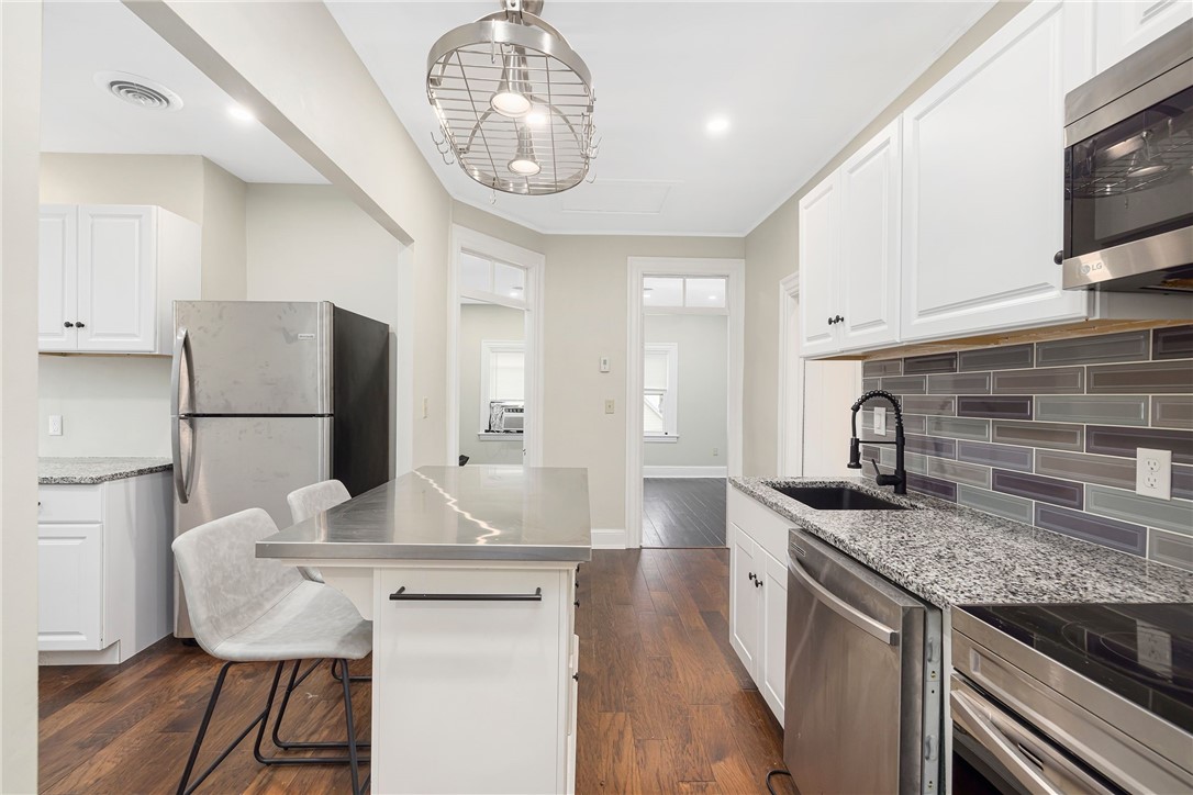 26 Warren Avenue, Unit 3 Pawtucket, RI 02860 - Photo 3 of 16