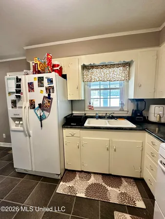 $120,000 | 325 Sycamore Street, Leland, MS 38756
