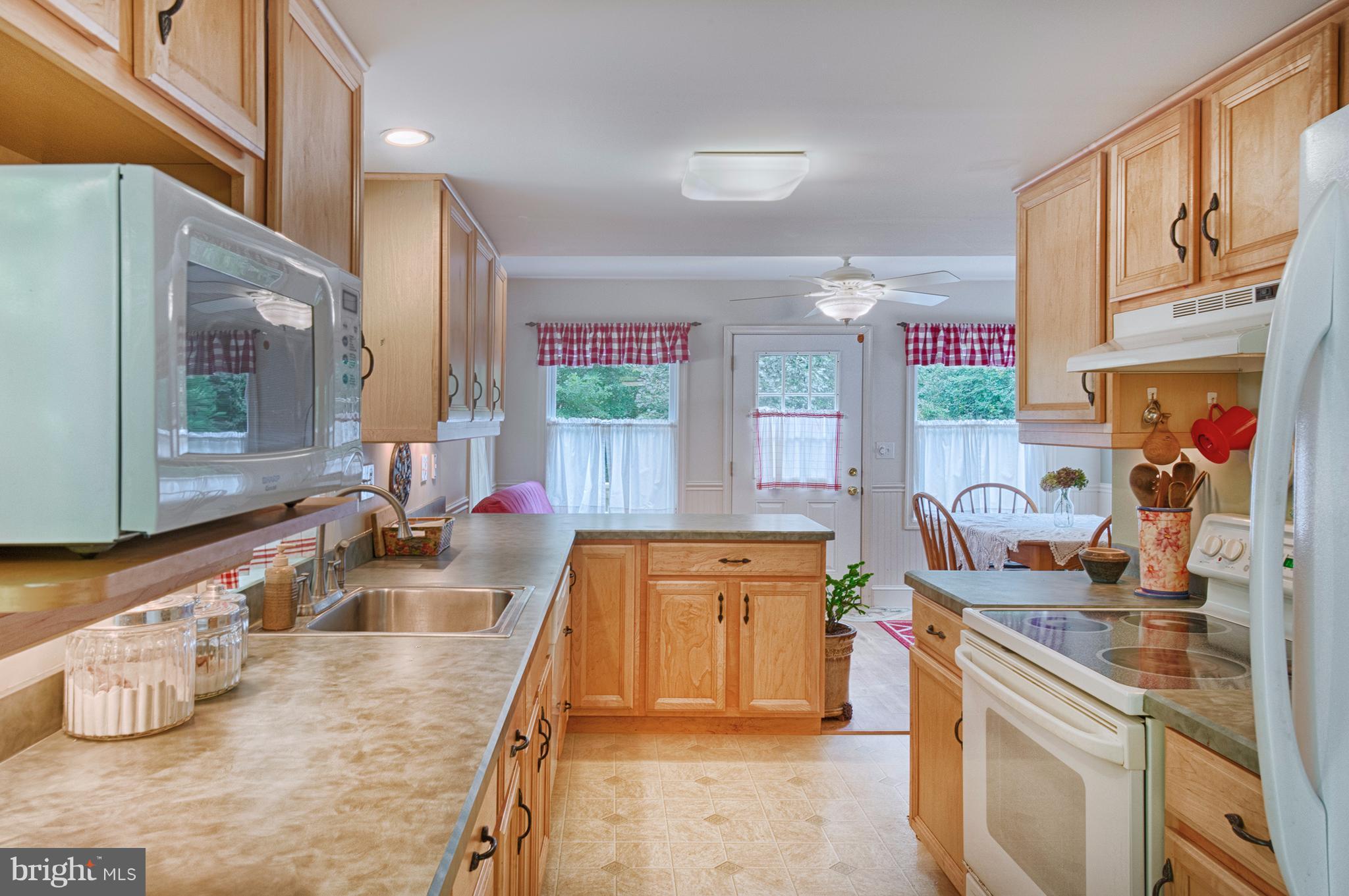 312 East Wheel Road Bel Air, MD 21015 - Photo 4 of 29 Kitchen