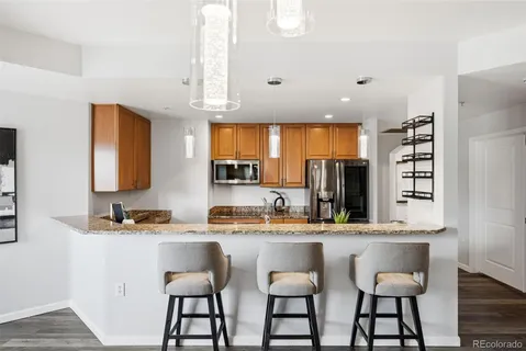 $850,000 | 925 Lincoln Street, Unit 5B, Denver, CO 80203