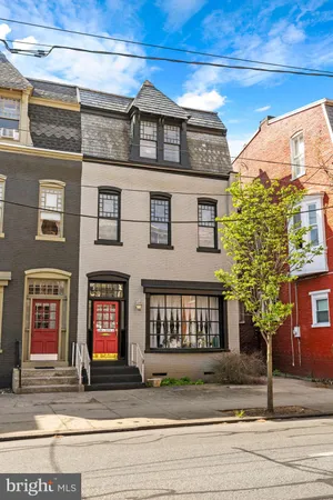 $464,900 | 240 East Orange Street, Lancaster, PA 17602