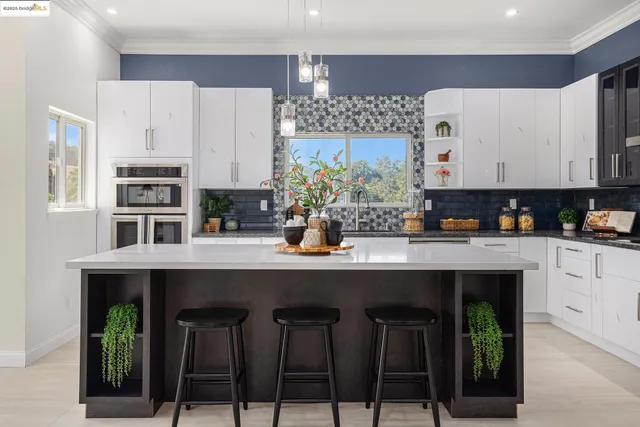 $2,699,000 | 130 Arbor View Lane, Lafayette, CA 94549