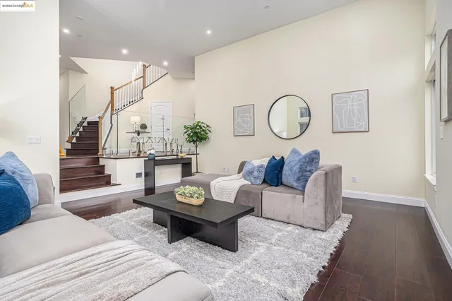 $2,699,000 | 130 Arbor View Lane, Lafayette, CA 94549