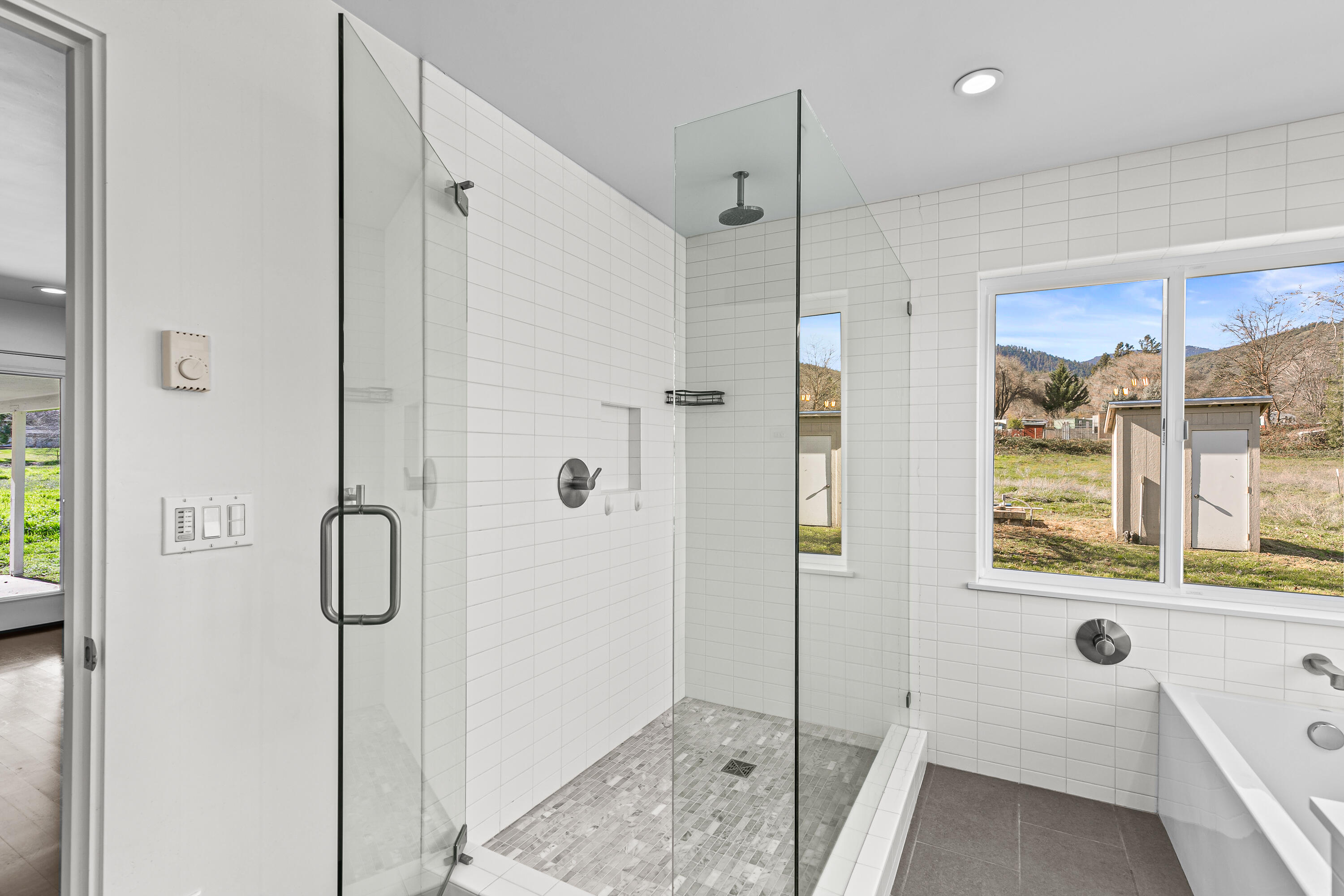 593 Crowson Road Ashland, OR 97520 - Photo 15 of 36 a bathroom with a shower
