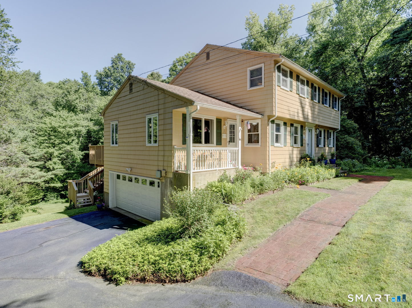 199 Grindle Brook Road Glastonbury, CT 06073 - Photo 2 of 40