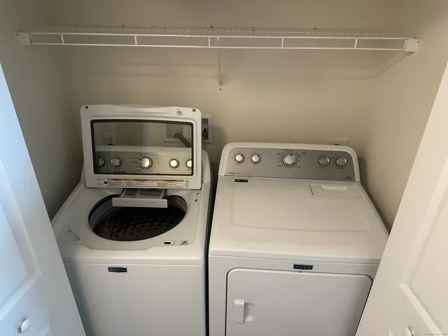 $347,184 | 8 Hickory Drive, Unit 8, Prospect, CT 06712