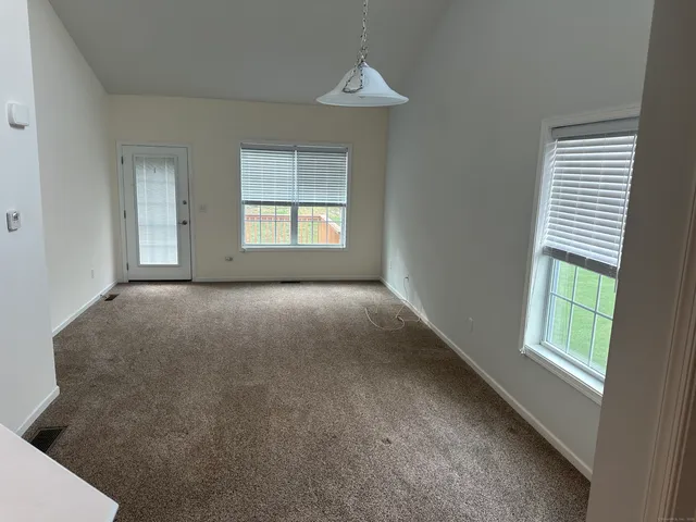 $347,184 | 8 Hickory Drive, Unit 8, Prospect, CT 06712