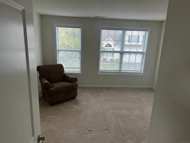 $347,184 | 8 Hickory Drive, Unit 8, Prospect, CT 06712