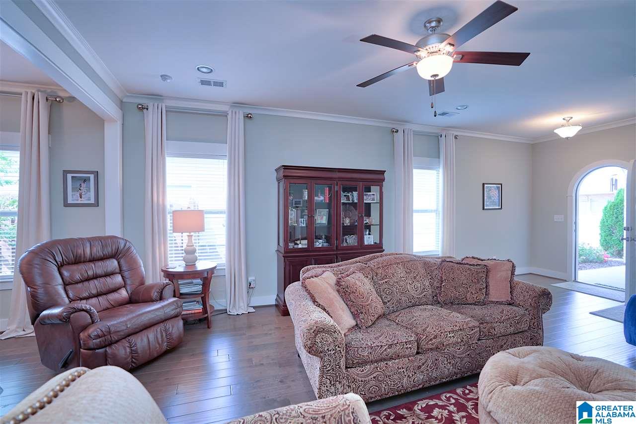 176 Lorrin Lane Sterrett, AL 35147 - Photo 10 of 33
