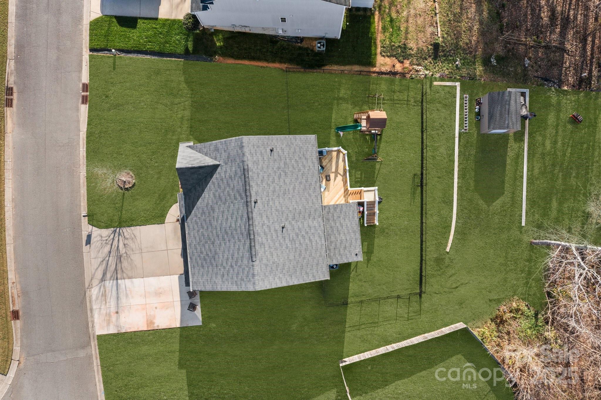 7520 West Berkeley Road Denver, NC 28037 - Photo 7 of 38 an aerial view of a house