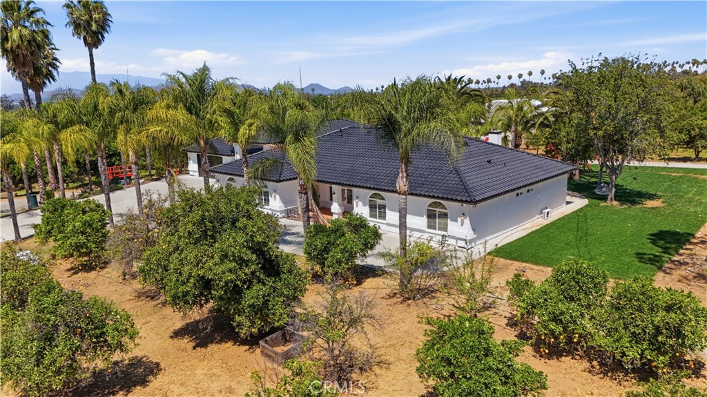 2189 Myers Street Riverside, CA 92503 - Photo 2 of 49