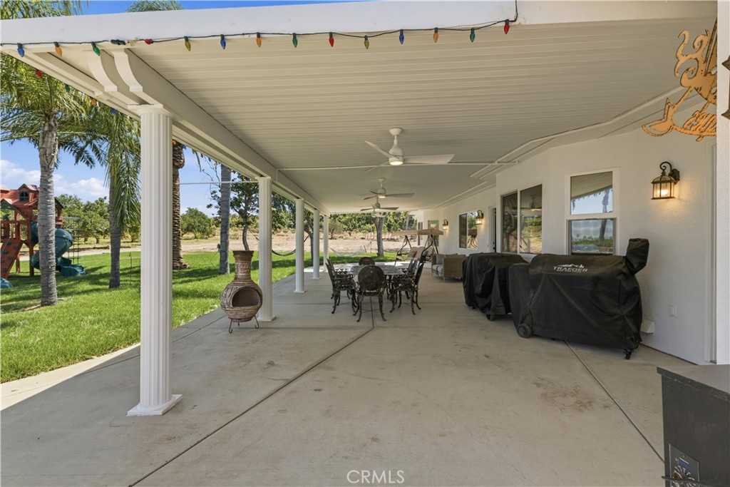 2189 Myers Street Riverside, CA 92503 - Photo 9 of 49