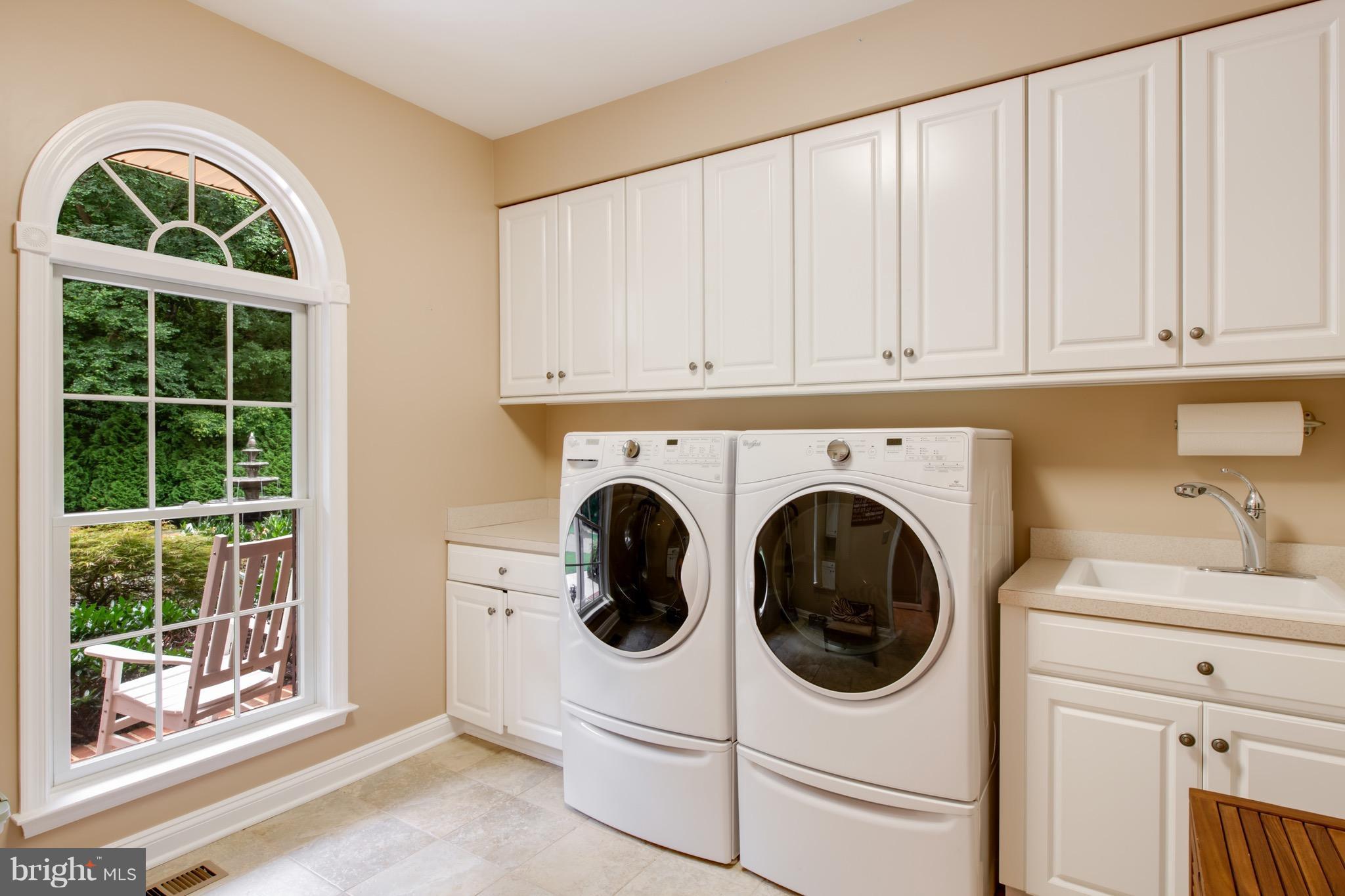 697 St George Barber Road Davidsonville, MD 21035 - Photo 29 of 30 Laundry Room