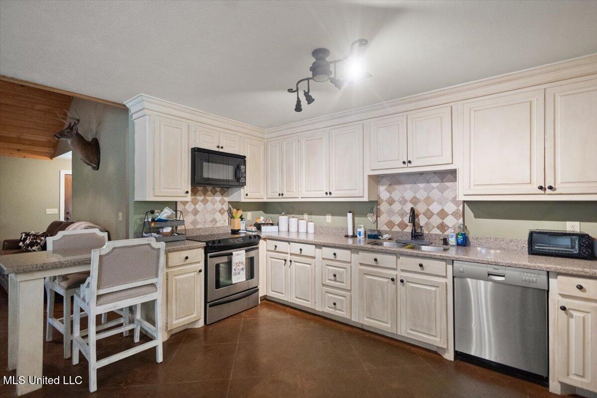 5375 Good Hope Road Edwards, MS 39066 - Photo 13 of 46 14-HTP23375