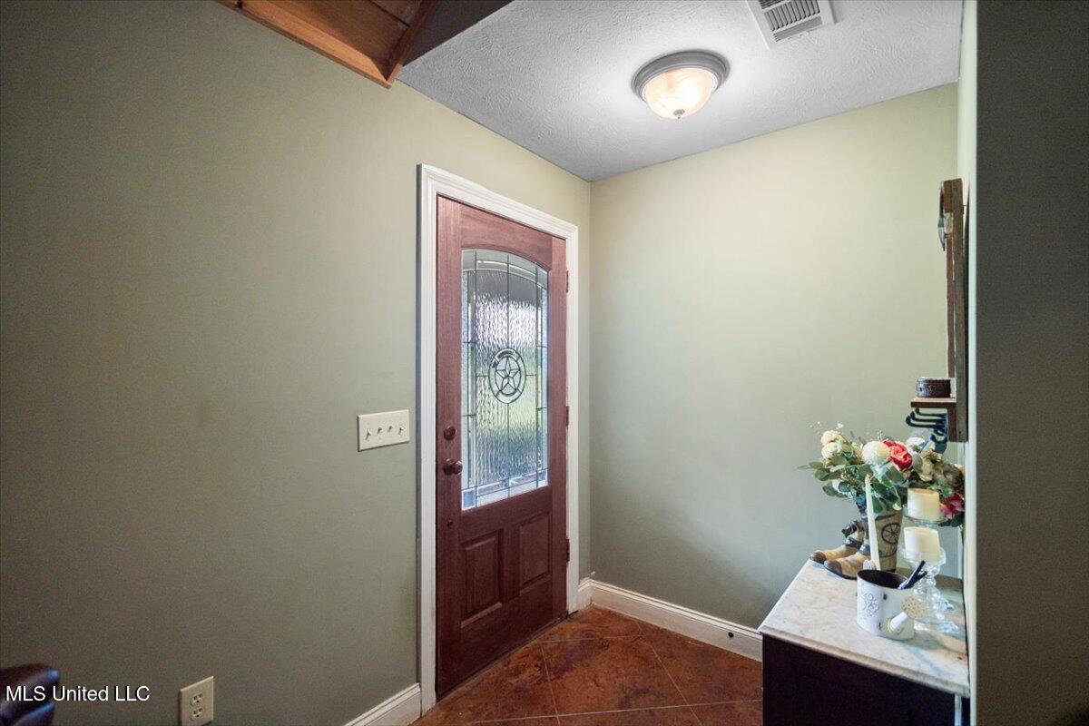 5375 Good Hope Road Edwards, MS 39066 - Photo 5 of 46 06-HTP23339