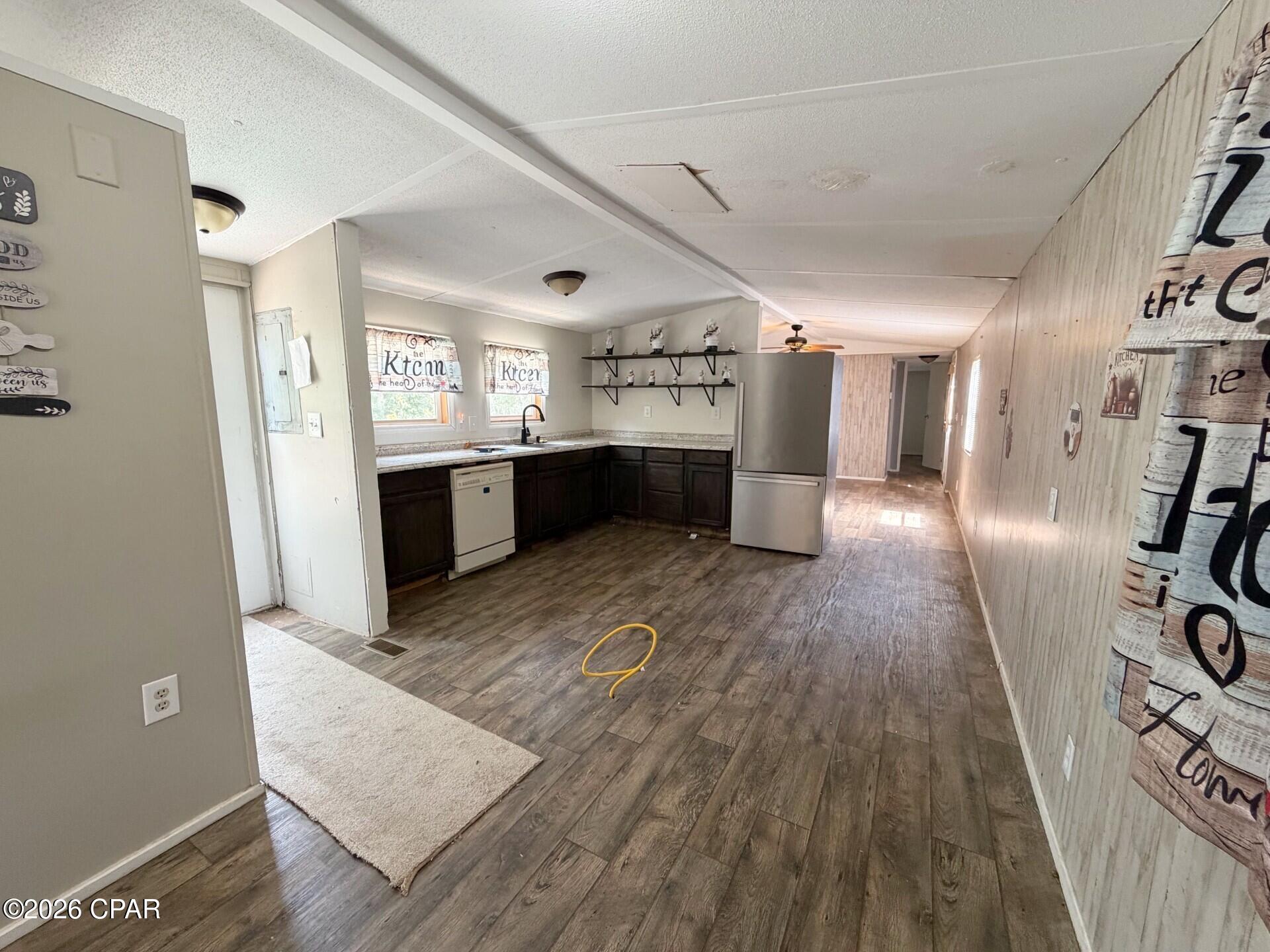 4304 Thunder Road Sneads, FL 32460 - Photo 10 of 27