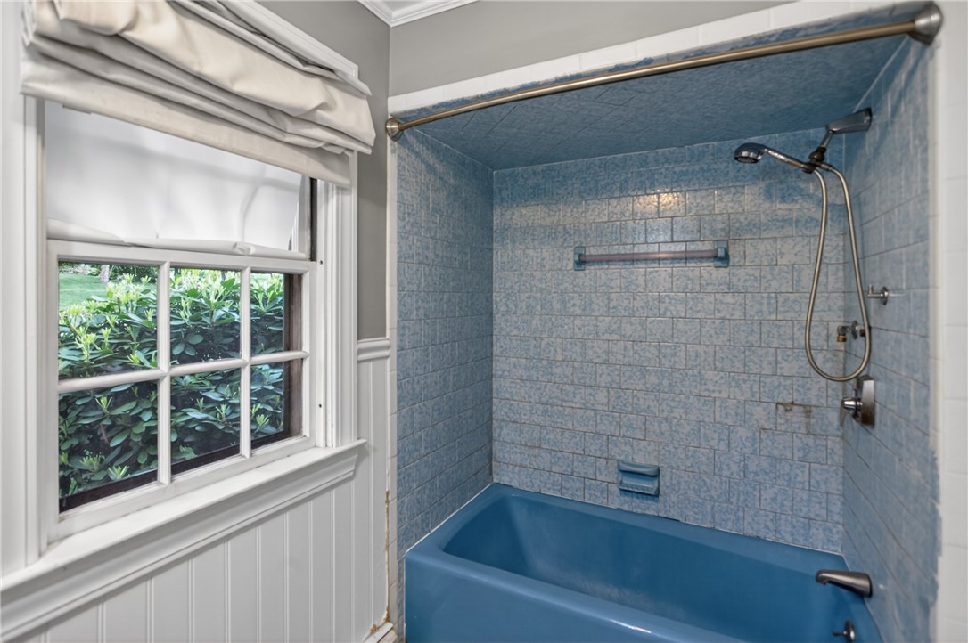 64 White Birch Road Cranston, RI 02920 - Photo 34 of 50