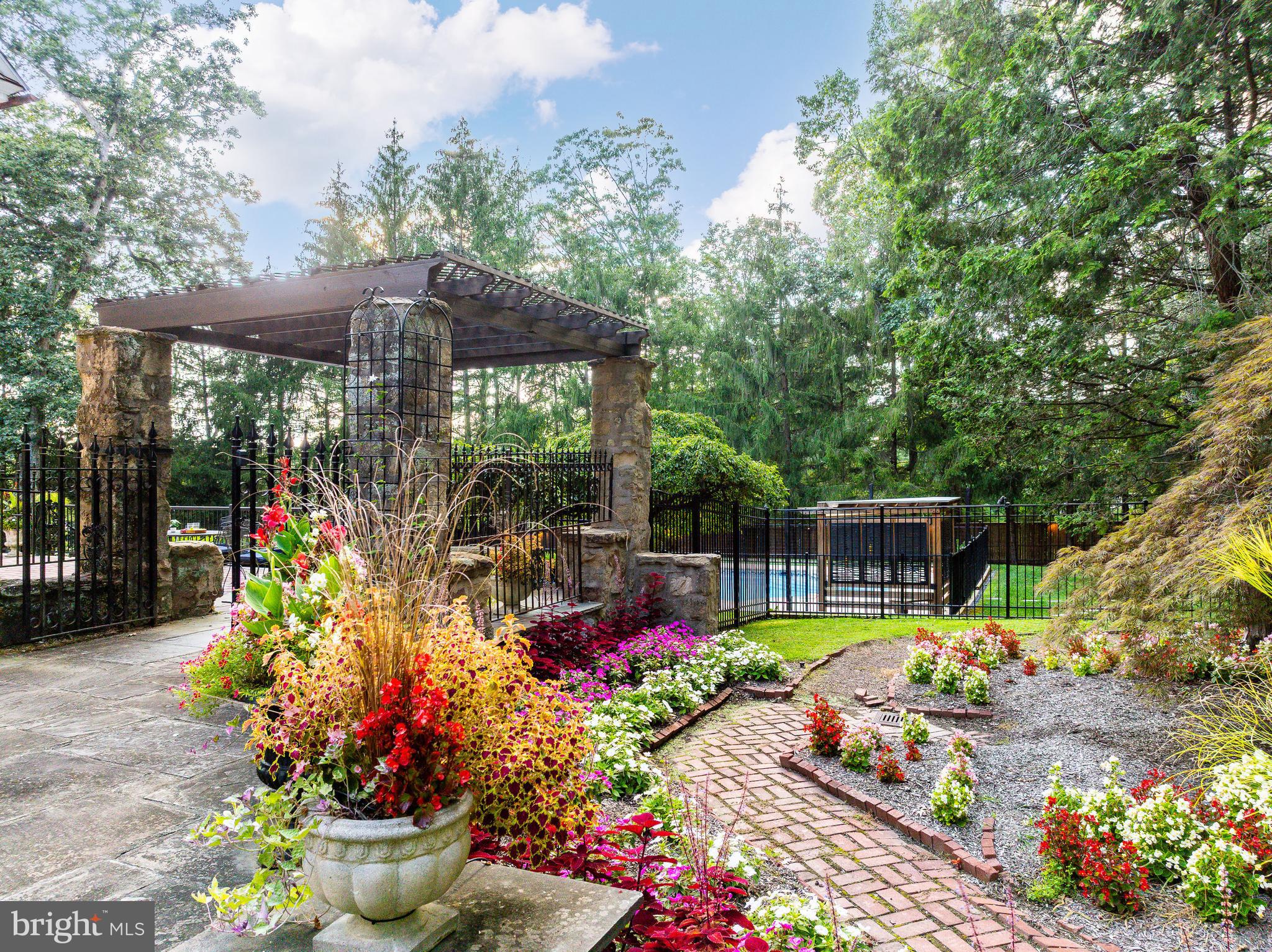 1336 Gypsy Hill Road Lower Gwynedd, PA 19002 - Photo 61 of 85 Garden