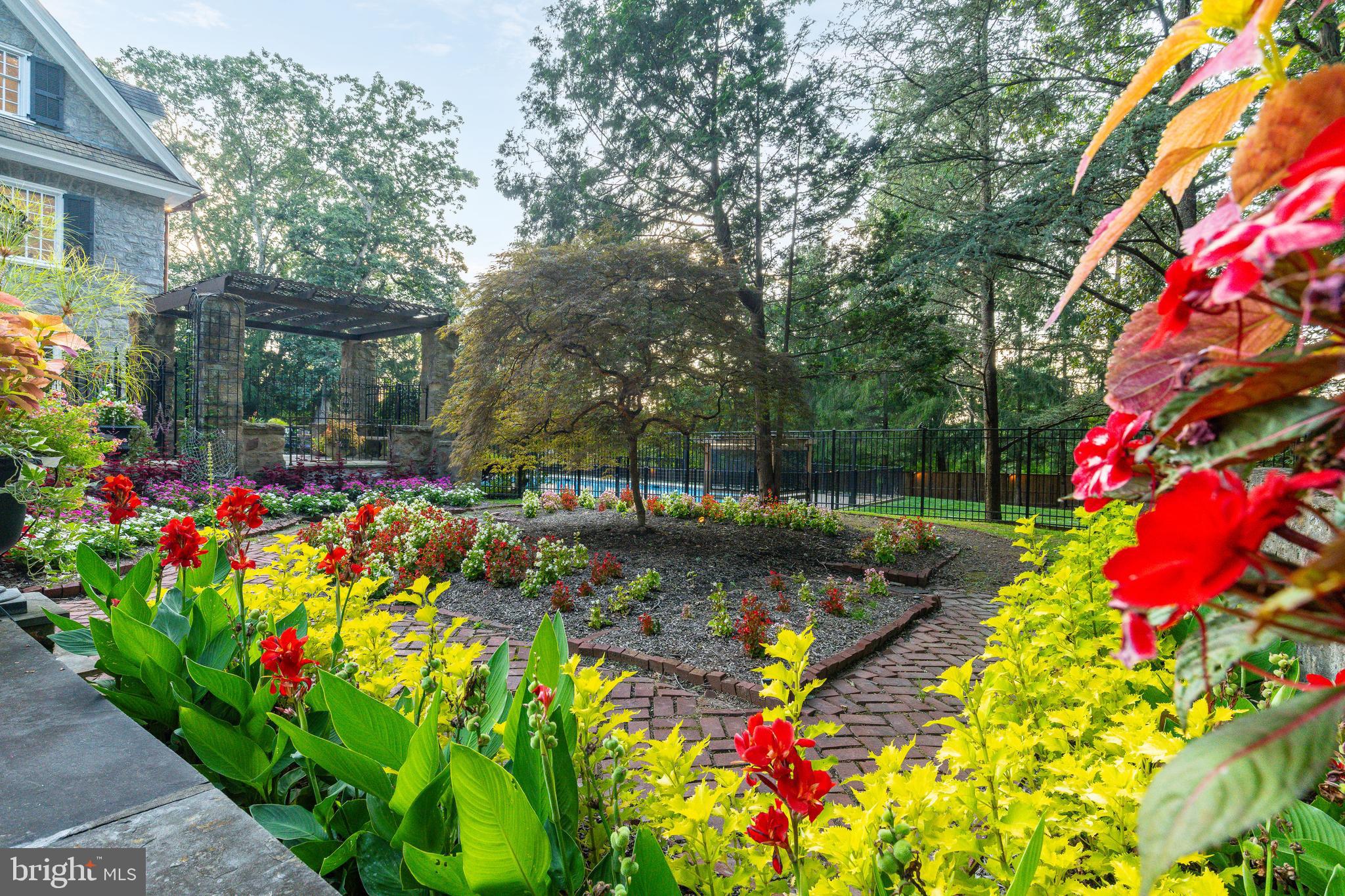 1336 Gypsy Hill Road Lower Gwynedd, PA 19002 - Photo 73 of 85 Garden