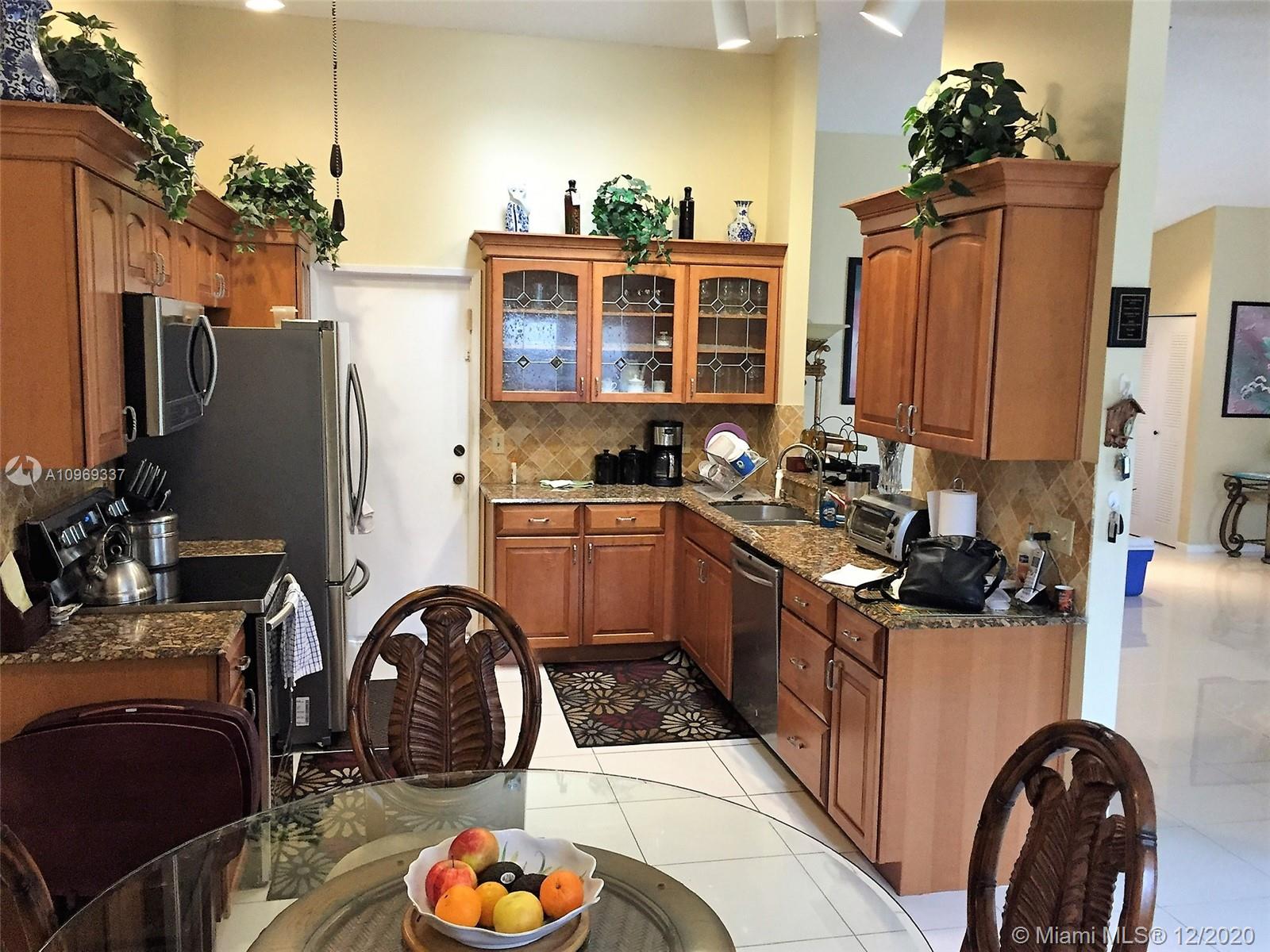 20987 Rustlewood Avenue Boca Raton, FL 33428 - Photo 11 of 25
