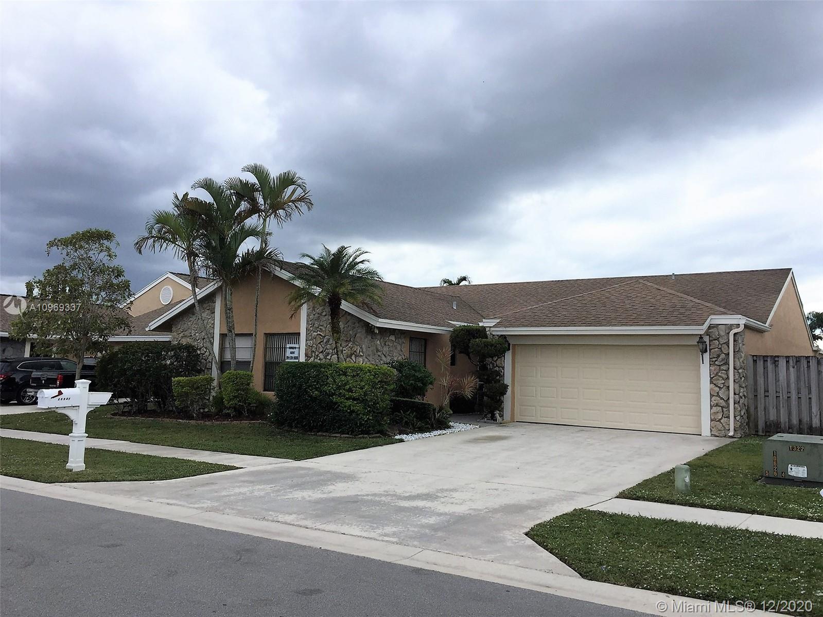 20987 Rustlewood Avenue Boca Raton, FL 33428 - Photo 25 of 25