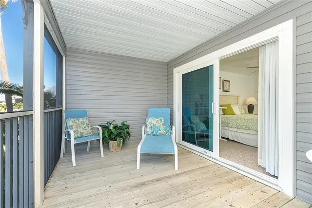 a view of deck with patio